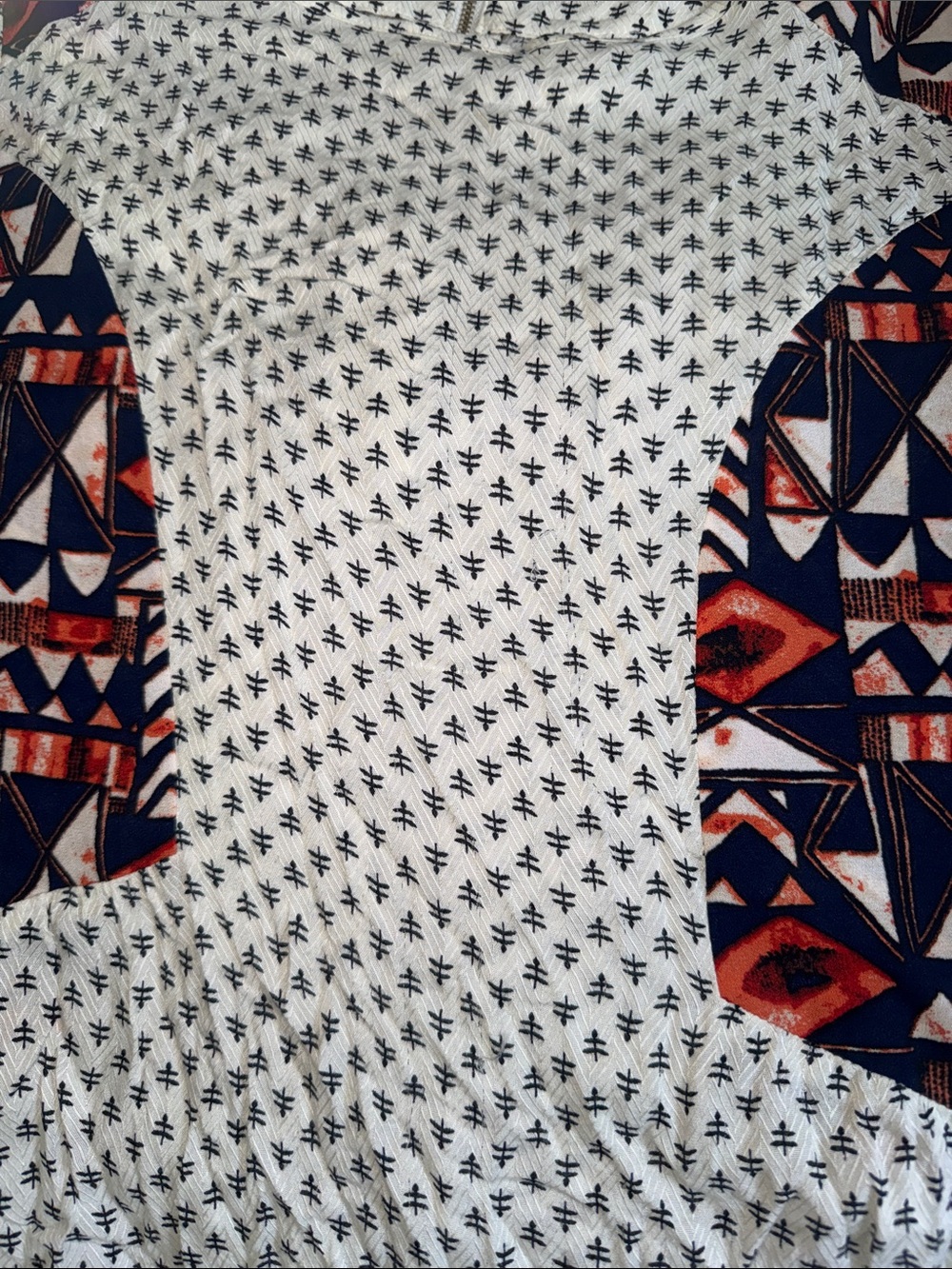 THML Geometric Top - Picture 2 of 3